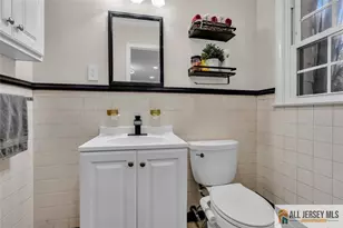 5 Travis Ct, Monroe Township, NJ 08831 - Photo 11