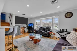 5 Travis Ct, Monroe Township, NJ 08831 - Photo 15