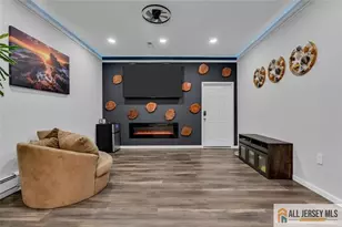 5 Travis Ct, Monroe Township, NJ 08831 - Photo 9