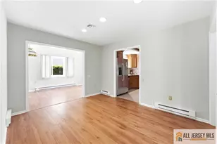 272 Middlebury Ln, Monroe Township, NJ 08831 - Photo 27