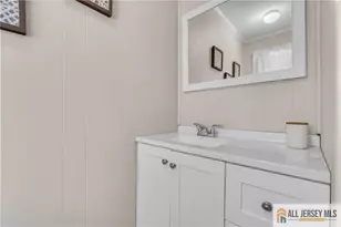 25 Woodview Ave, Fords, NJ 08863 - Photo 17