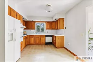 126 Villanova Dr, Lawrence Township, NJ 08648 - Photo 7