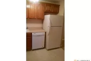 117 Cricket Ln, Woodbridge Township, NJ 07095 - Photo 5