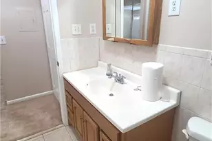 117 Cricket Ln, Woodbridge Township, NJ 07095 - Photo 7