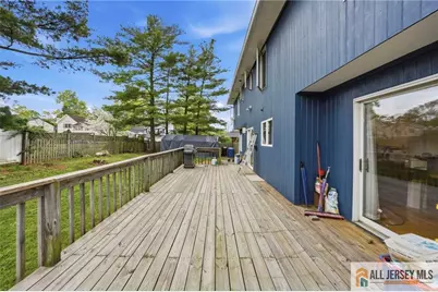 121 W Hill Road, Colonia, NJ 07067 - Photo 31