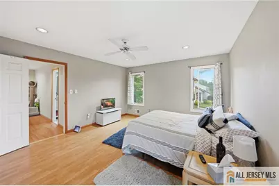 121 W Hill Road, Colonia, NJ 07067 - Photo 23
