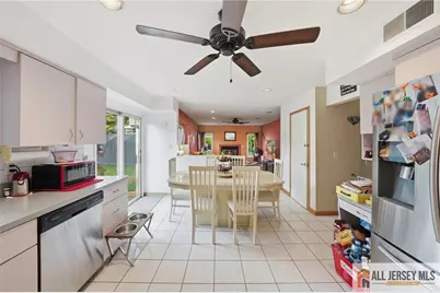 121 W Hill Road, Colonia, NJ 07067 - Photo 13