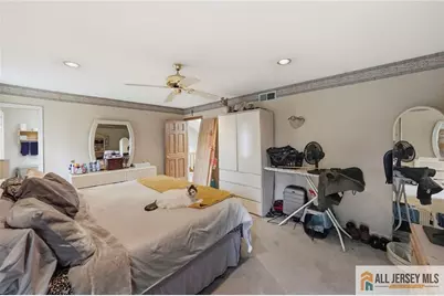 121 W Hill Road, Colonia, NJ 07067 - Photo 19