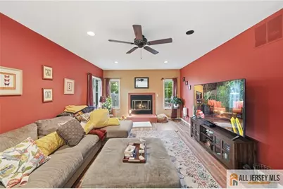 121 W Hill Road, Colonia, NJ 07067 - Photo 13