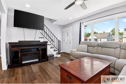 37 Eberly Place, Fords, NJ 08863 - Photo 3