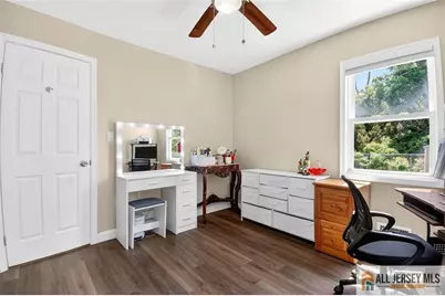 37 Eberly Place, Fords, NJ 08863 - Photo 11