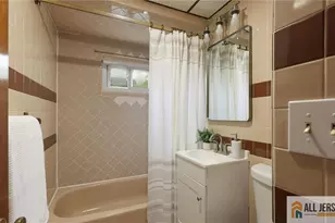 20 Crosby Ave, Edison, NJ 08817 - Photo 15
