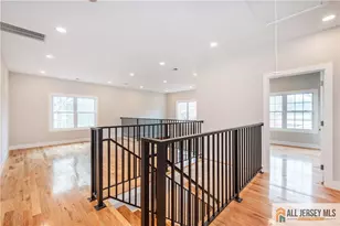 165 Normandy Dr, Piscataway Township, NJ 08854 - Photo 27