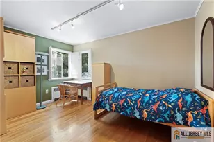 335 Valentine St, Highland Park, NJ 08904 - Photo 23