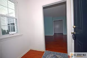 97 Glenwood Ln, Monroe Township, NJ 08831 - Photo 5