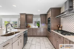 14 London Dr, East Brunswick Township, NJ 08816 - Photo 21