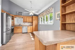 67 Drake Pl, Colonia, NJ 07067 - Photo 7