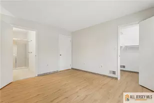 171 Wycoff Way, East Brunswick Township, NJ 08816 - Photo 17