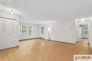 171 Wycoff Way, East Brunswick Township, NJ 08816 - Photo 7