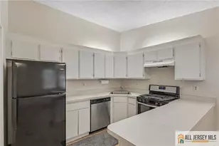 171 Wycoff Way, East Brunswick Township, NJ 08816 - Photo 13