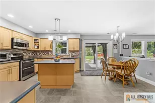 7 Michelle St, Monroe Township, NJ 08831 - Photo 13