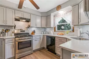 246 4th St, Dunellen, NJ 08812 - Photo 9