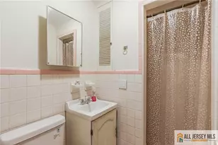 246 4th St, Dunellen, NJ 08812 - Photo 23