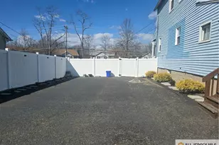 23 Maple St, Helmetta, NJ 08828 - Photo 3