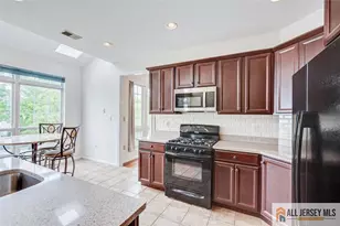 10 Villanova Dr, South Brunswick Township, NJ 08824 - Photo 5