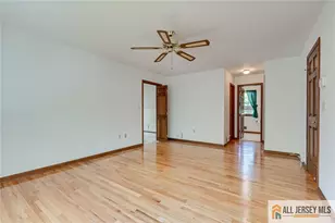 194 Plainfield Rd, Edison, NJ 08820 - Photo 21