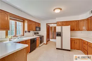 194 Plainfield Rd, Edison, NJ 08820 - Photo 13