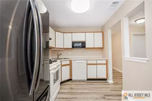 2809 Ridgefield Ct, Helmetta, NJ 08828 - Photo 13