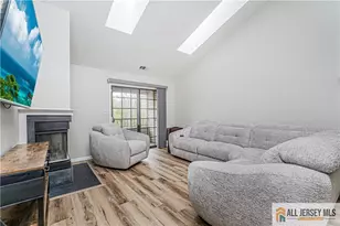 2809 Ridgefield Ct, Helmetta, NJ 08828 - Photo 7