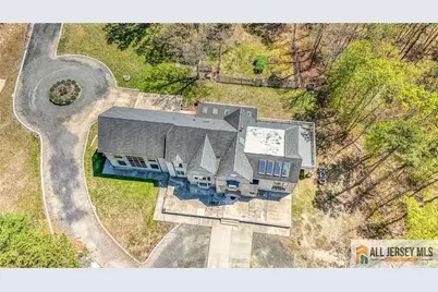 381 Monmouth Road, Freehold Township, NJ 07728 - Photo 5