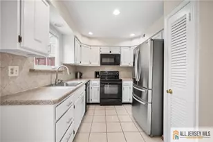 4 Hopkinson Ct, East Brunswick Township, NJ 08816 - Photo 13