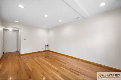 4 Hopkinson Court, East Brunswick Township, NJ 08816 - Photo 17