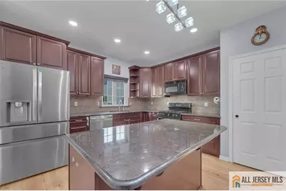 37 E Burgess Drive #37, Piscataway Township, NJ 08854 - Photo 9