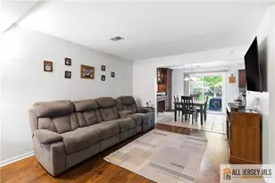 56 Jefferson Dr, Spotswood, NJ 08884 - Photo 5