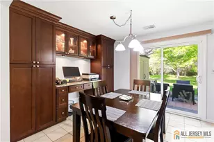 56 Jefferson Dr, Spotswood, NJ 08884 - Photo 9