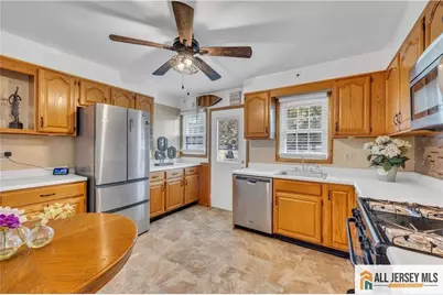 1 Yuro Drive, Edison, NJ 08837 - Photo 5