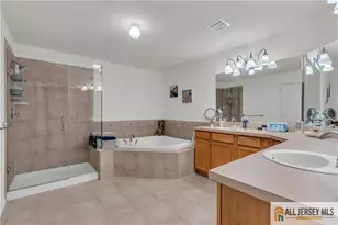 7 Duchess Dr, Monroe Township, NJ 08831 - Photo 37