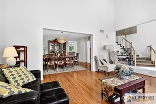 28 Glynn Ct, , NJ 08859 - Photo 11