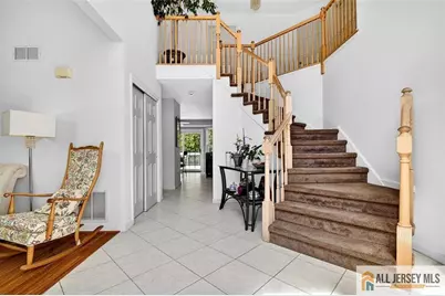 28 Glynn Court, , NJ 08859 - Photo 5