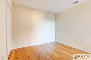 112 N Broadway St, South Amboy, NJ 08879 - Photo 15