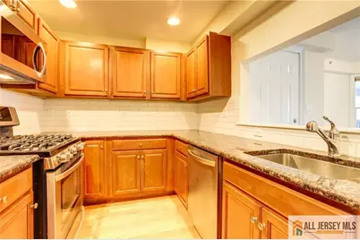 112 N Broadway Street #B, South Amboy, NJ 08879 - Photo 9