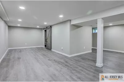 21 Monroe Avenue, Carteret, NJ 07008 - Photo 19