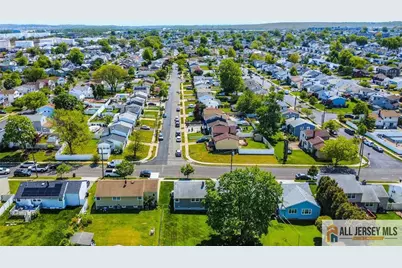 21 Monroe Avenue, Carteret, NJ 07008 - Photo 29
