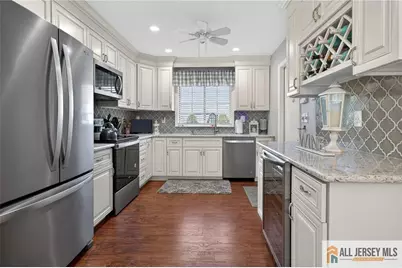 637 Madison Drive #637B, Monroe Township, NJ 08831 - Photo 9
