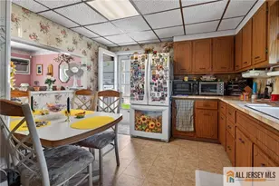 7 W James Pl, Iselin, NJ 08830 - Photo 3