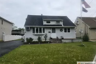 7 W James Pl, Iselin, NJ 08830 - Photo 1